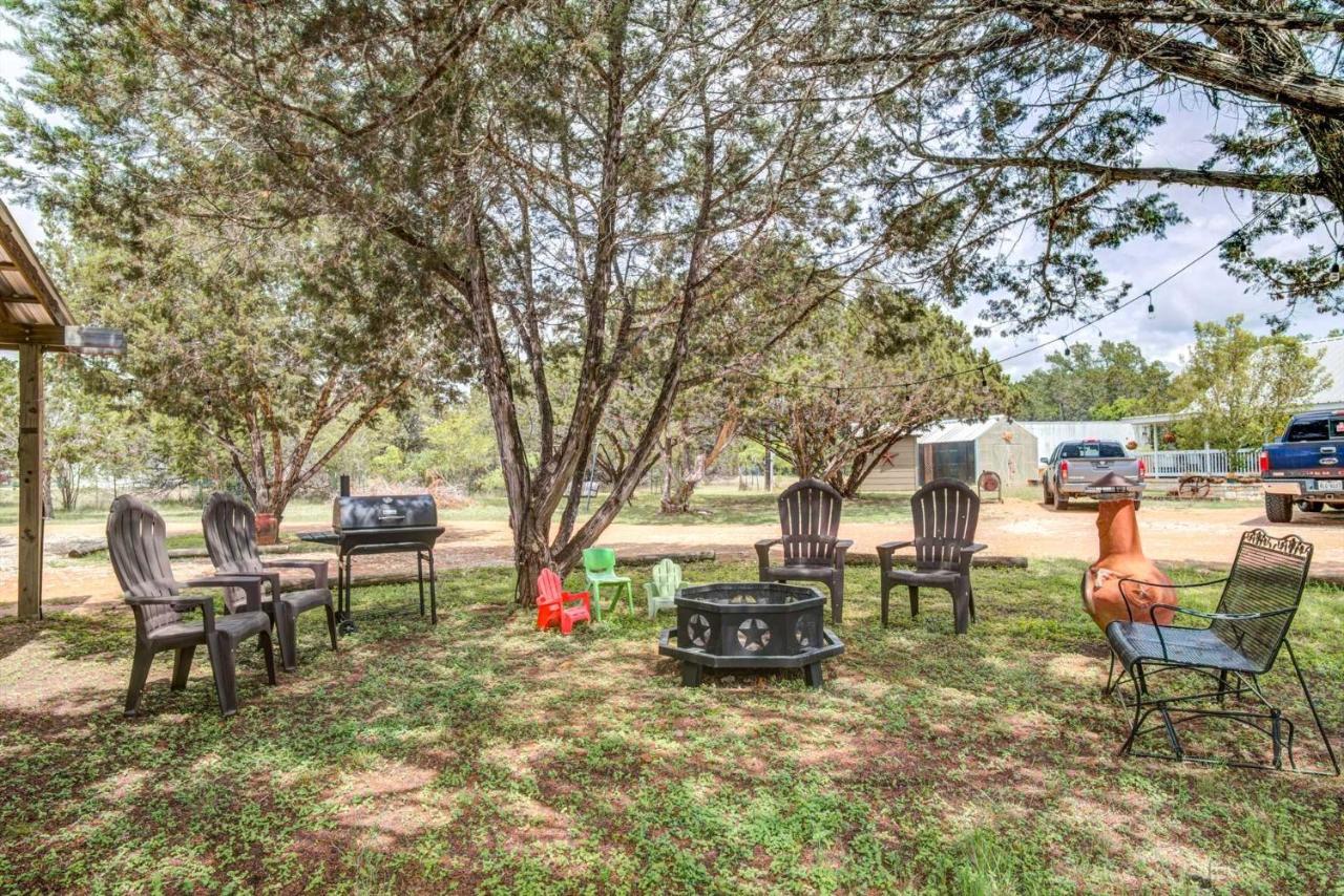 Appartement #3 Wrangler~Bandera Tin Star~Bandera, Tx. Extérieur photo